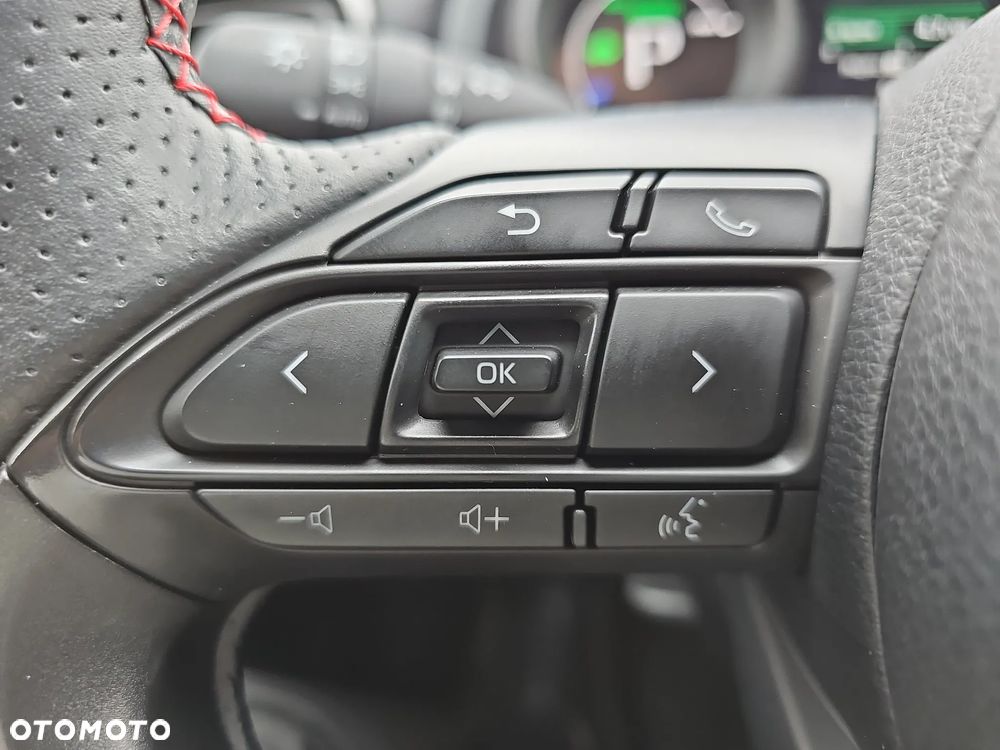 Toyota Yaris 1.5 VVT-i GR SPORT - 22