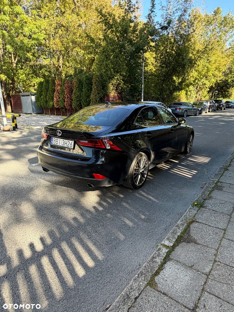 Lexus IS 250 Luxury Line - 4