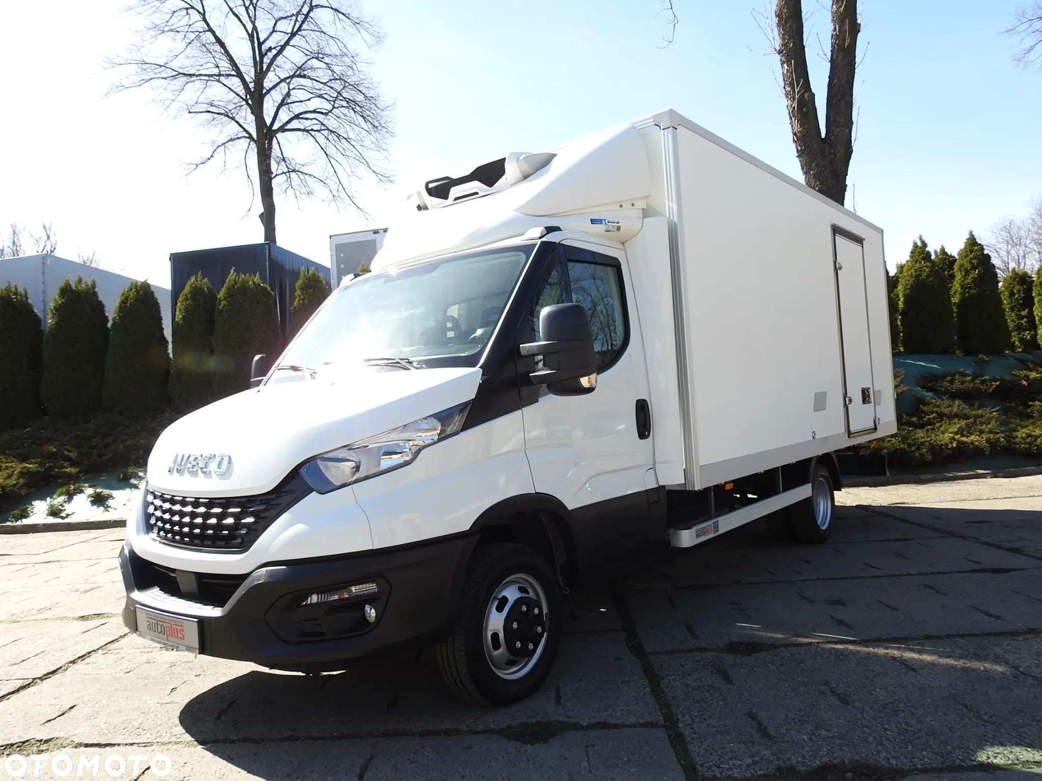 Iveco DAILY 35C14 CHŁODNIA KONTENER 0*C 9 PALET TEMPOMAT KLIMATYZACJA BLIŹNIACZE KOŁA 140KM [ 423511 ] - 23