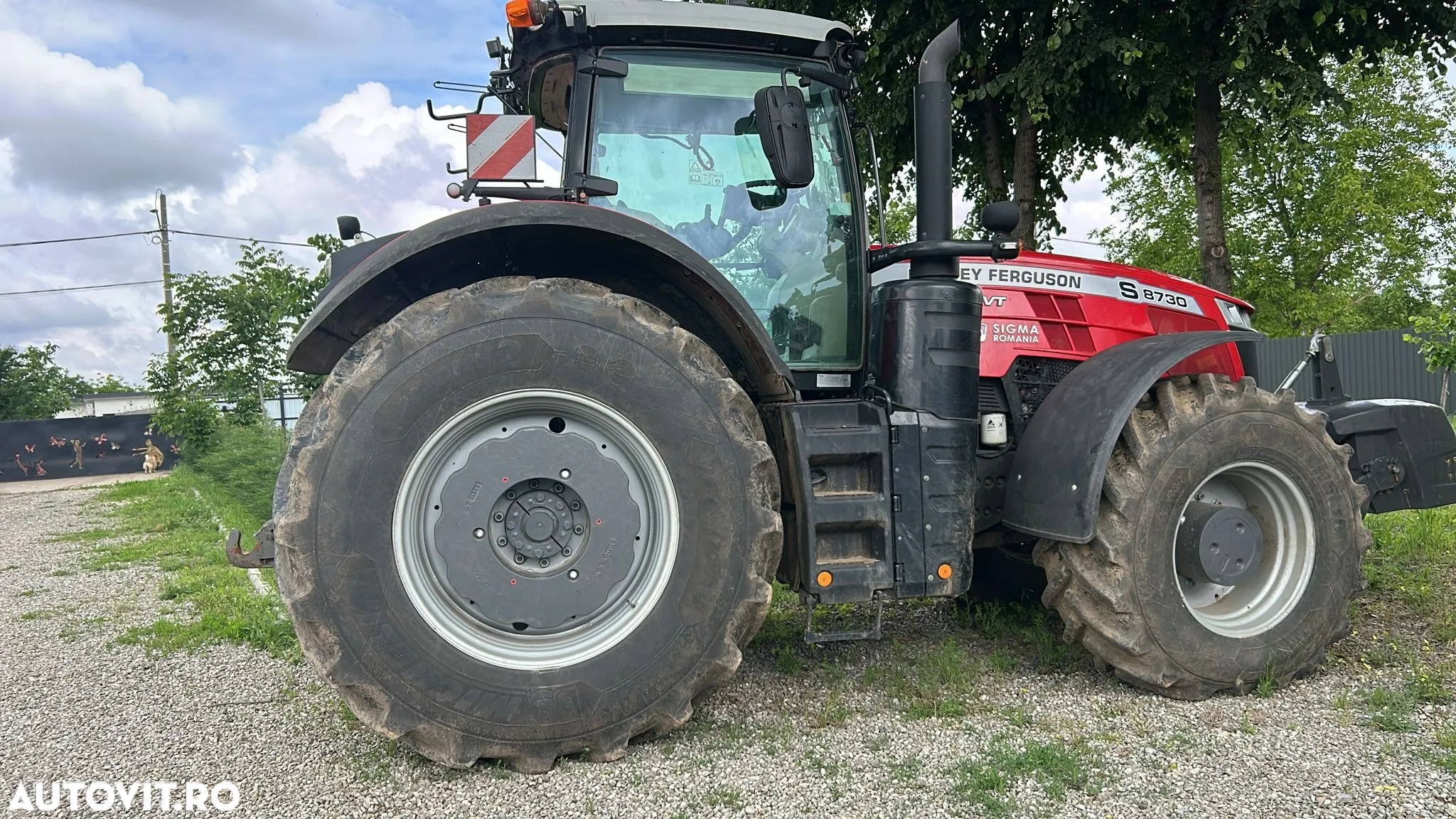 Massey Ferguson MF 8730 S DYNA-VT EXCLUSIVE - 2