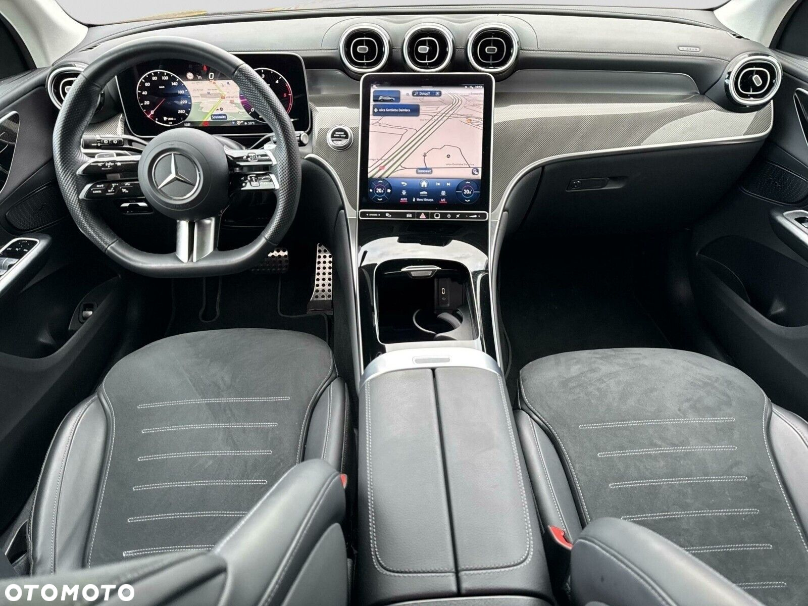 Mercedes-Benz GLC - 17