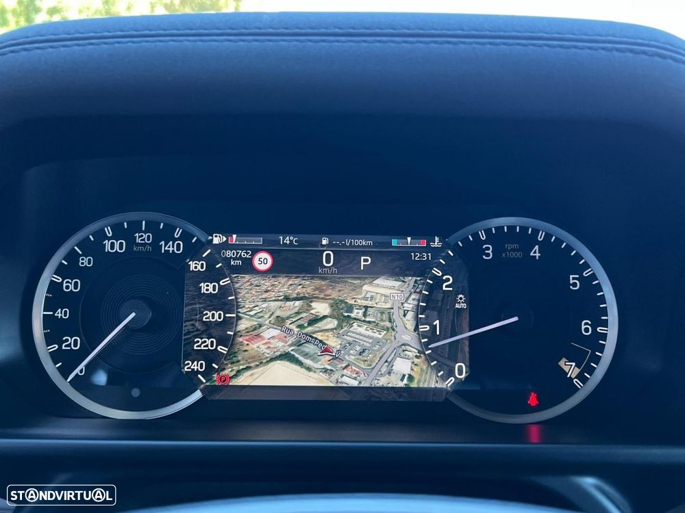 Land Rover Defender 110 P300 - 9