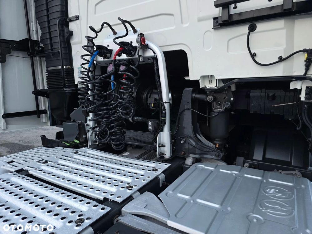 Volvo FH500/EURO6/ADR/FULL LED/ZŁOTY KONTAKT/SPROWADZONE Z NIEMIEC - 18