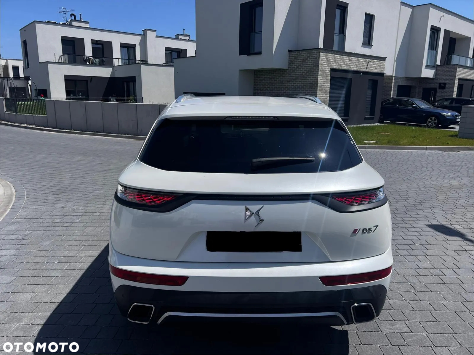 DS Automobiles DS 7 Crossback 2.0 BlueHDi Performance Line + - 8