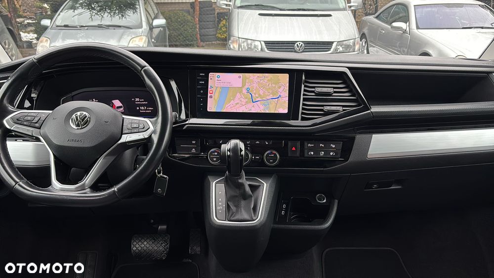 Volkswagen Multivan - 23