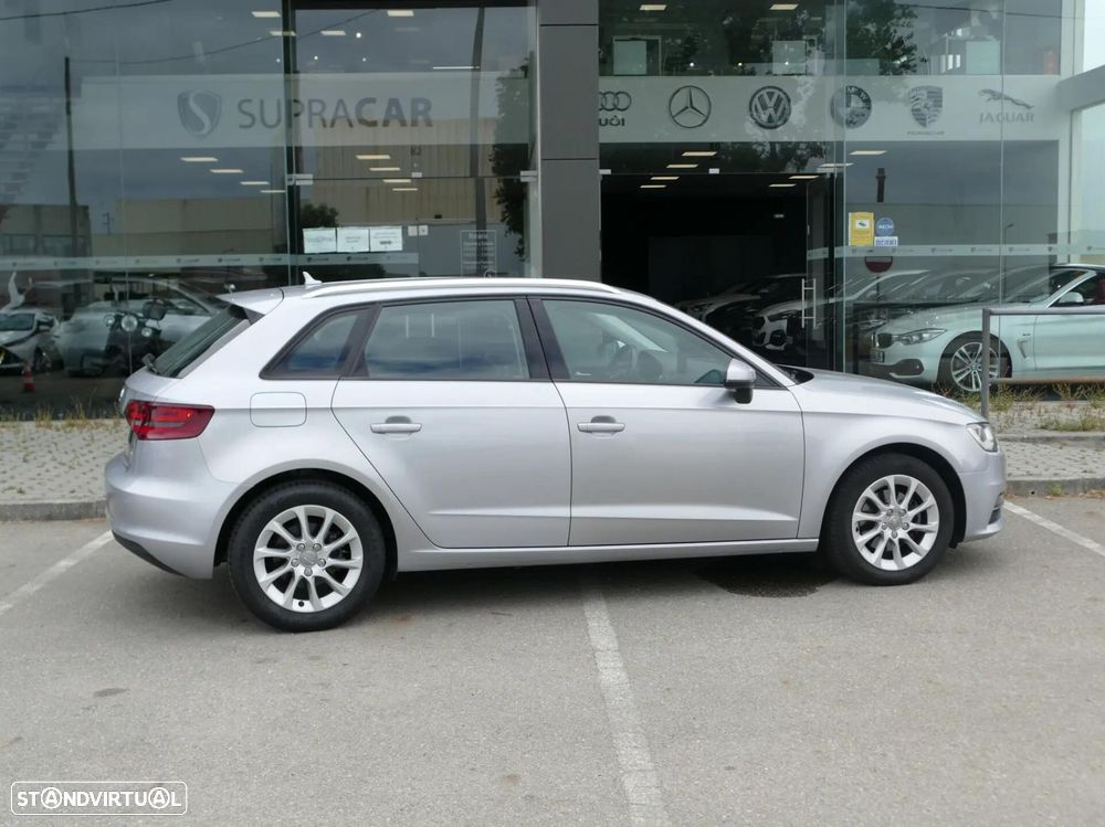 Audi A3 Sportback 2.0 TDI Advance - 37