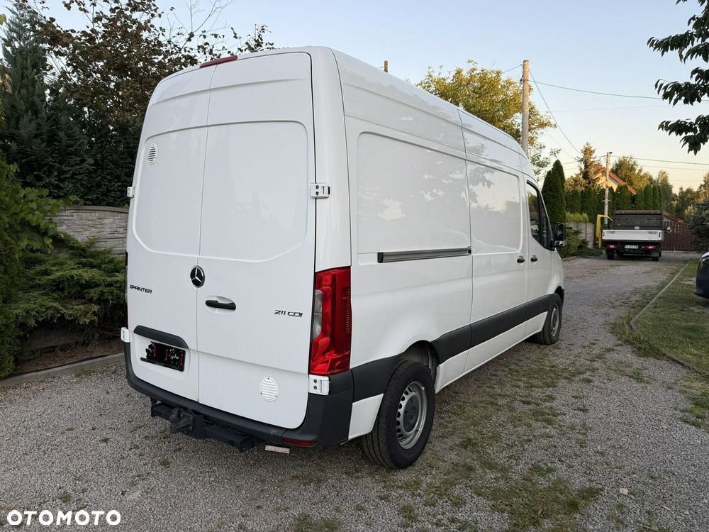 Mercedes-Benz Sprinter - 18