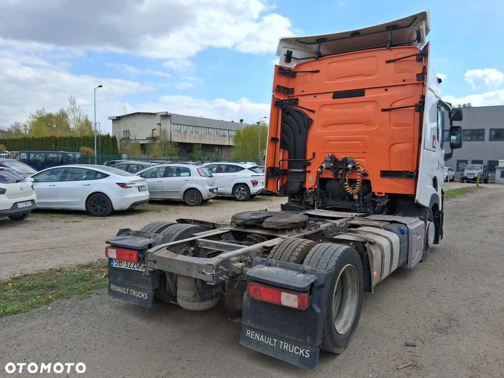 Renault T Mega - 5