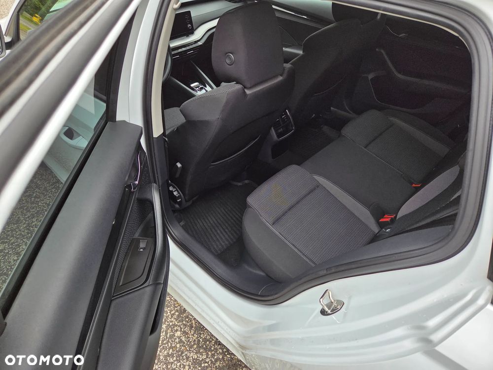 Skoda Octavia 1.0 TSI e-TEC DSG Ambition - 8