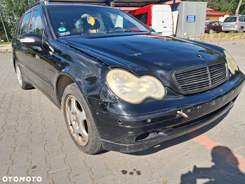 Mercedes C klasa W203 KOMBI silnik kompletny 1.8 Kompresor 143 KM OM271.946 271946 skrzynia biegów 716.628 drzwi maska klapa zderzak błotnik kolor czarny 040 lampa maglownica pompa wspomagania sprężarka dyfer wał napędowy półoś zwrotnica sterownik czujnik moduł wiązka przewód blenda szyba podszybie radio panel sterowania pompa pompka abs paliwa kierownica manetka włącznik fotel schowek zegary głośnik alternator rozrusznik cewka zbiorniczek sprężarka klimatyzacji klamka zamek zacisk hamulcowy mechanizm chłodnica pas przedni boczek lusterko silniczek sanki belka zawrotnica mcperson NA CZĘŚCI - 9