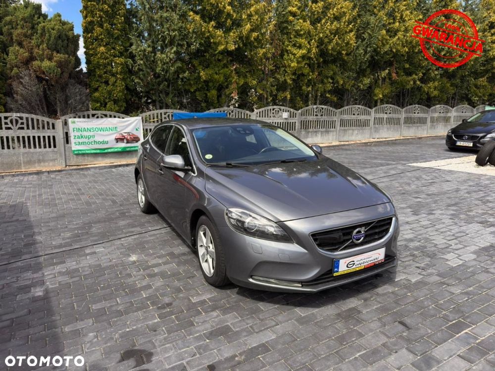 Volvo V40 - 16