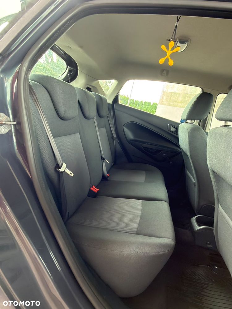 Ford Fiesta 1.25 Ambiente - 12