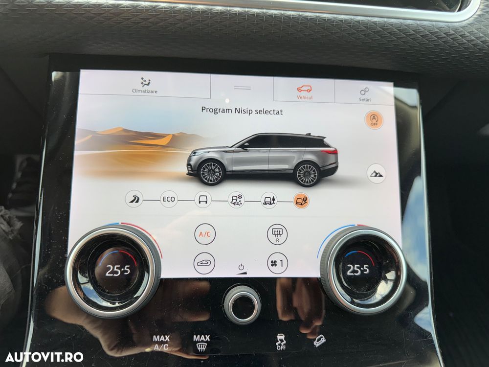 Land Rover Range Rover Velar 2.0 R-Dynamic HSE - 32