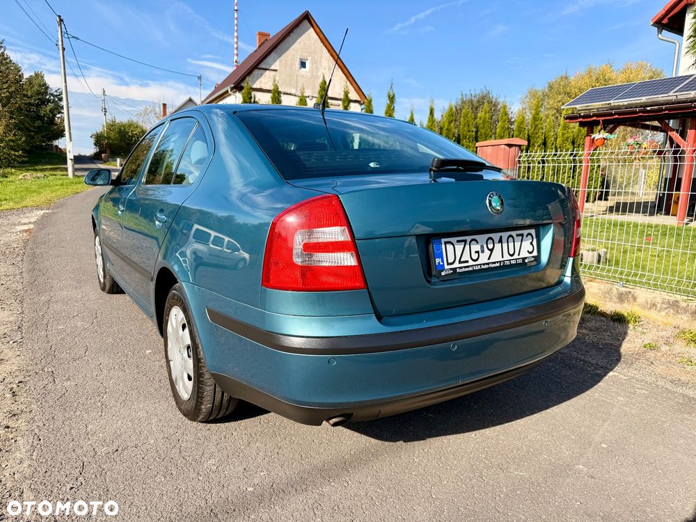 Skoda Octavia 1.6 Ambiente - 7