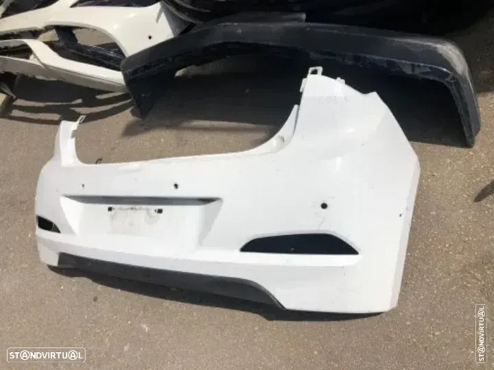 Parachoque Hyundai i20 2015 - 2