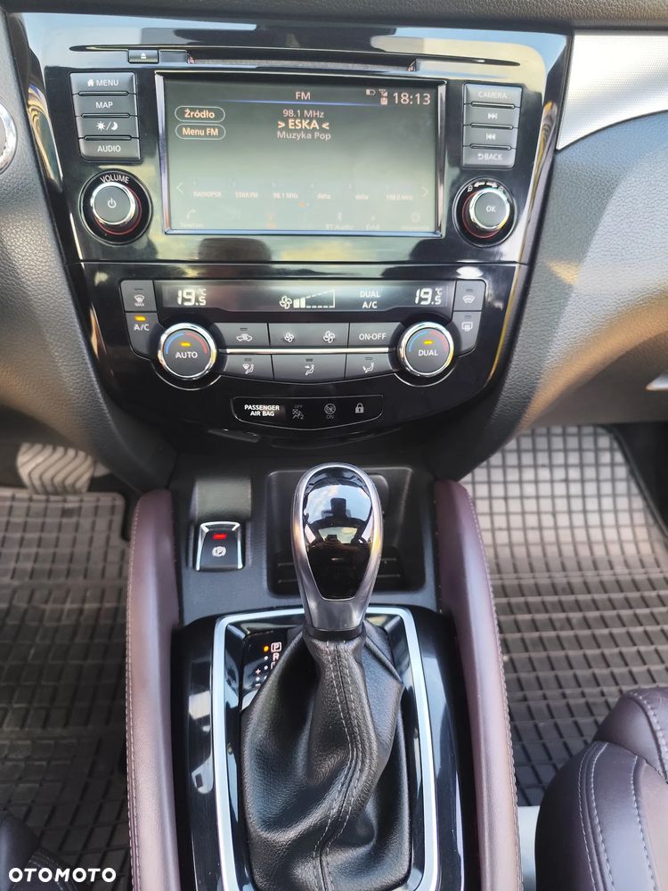 Nissan Qashqai 1.3 DIG-T Tekna DCT - 16
