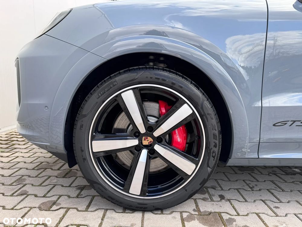 Porsche Cayenne - 10