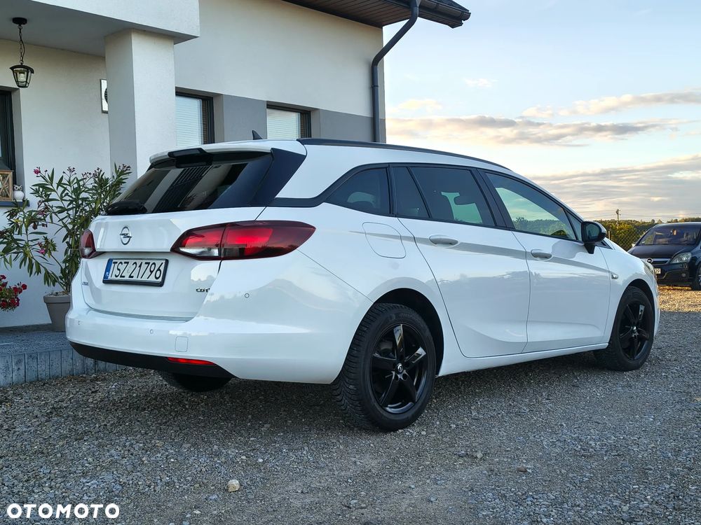 Opel Astra 1.6 CDTI Enjoy - 29