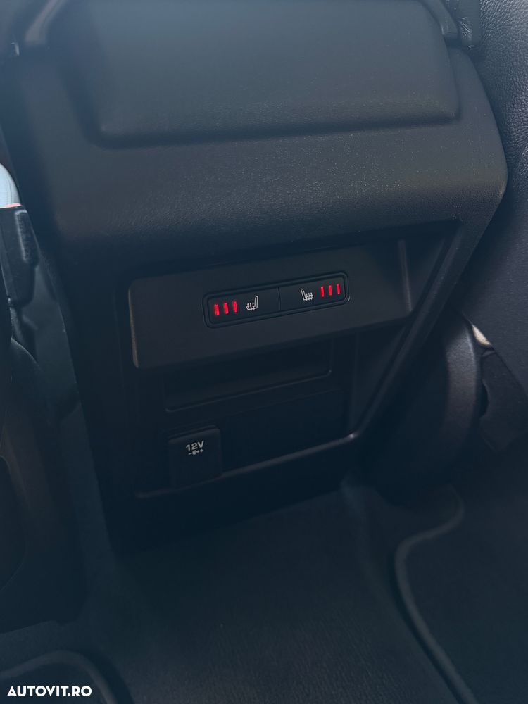 Land Rover Discovery Sport - 13