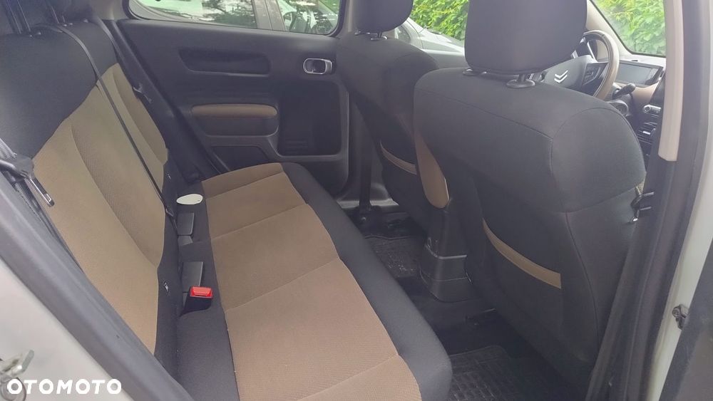 Citroën C4 Cactus - 11