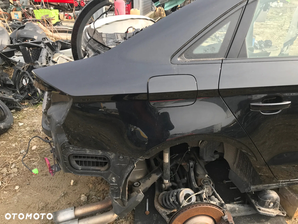 AUDI A3 8V SEDAN BLOTNIK CWIARTKA PRAWA TYLNA LY9T