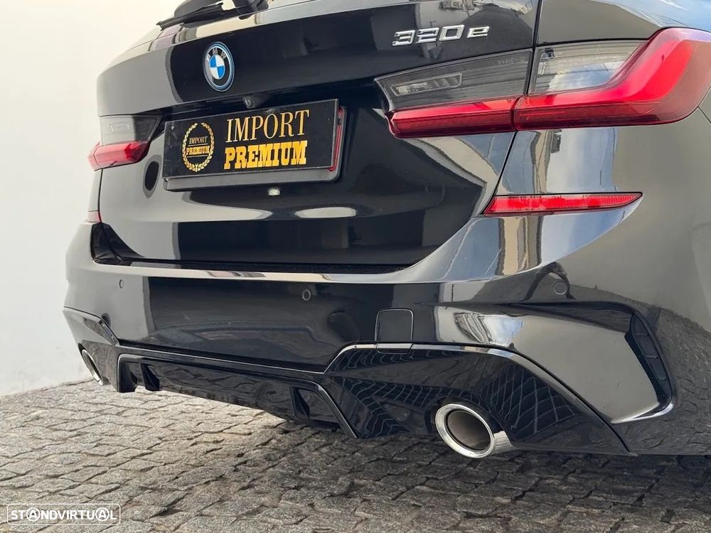 BMW 320 e Aut. M Sport - 8