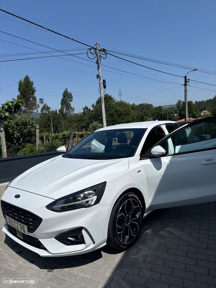 Ford Focus 1.0 EcoBoost MHEV ST-Line - 13