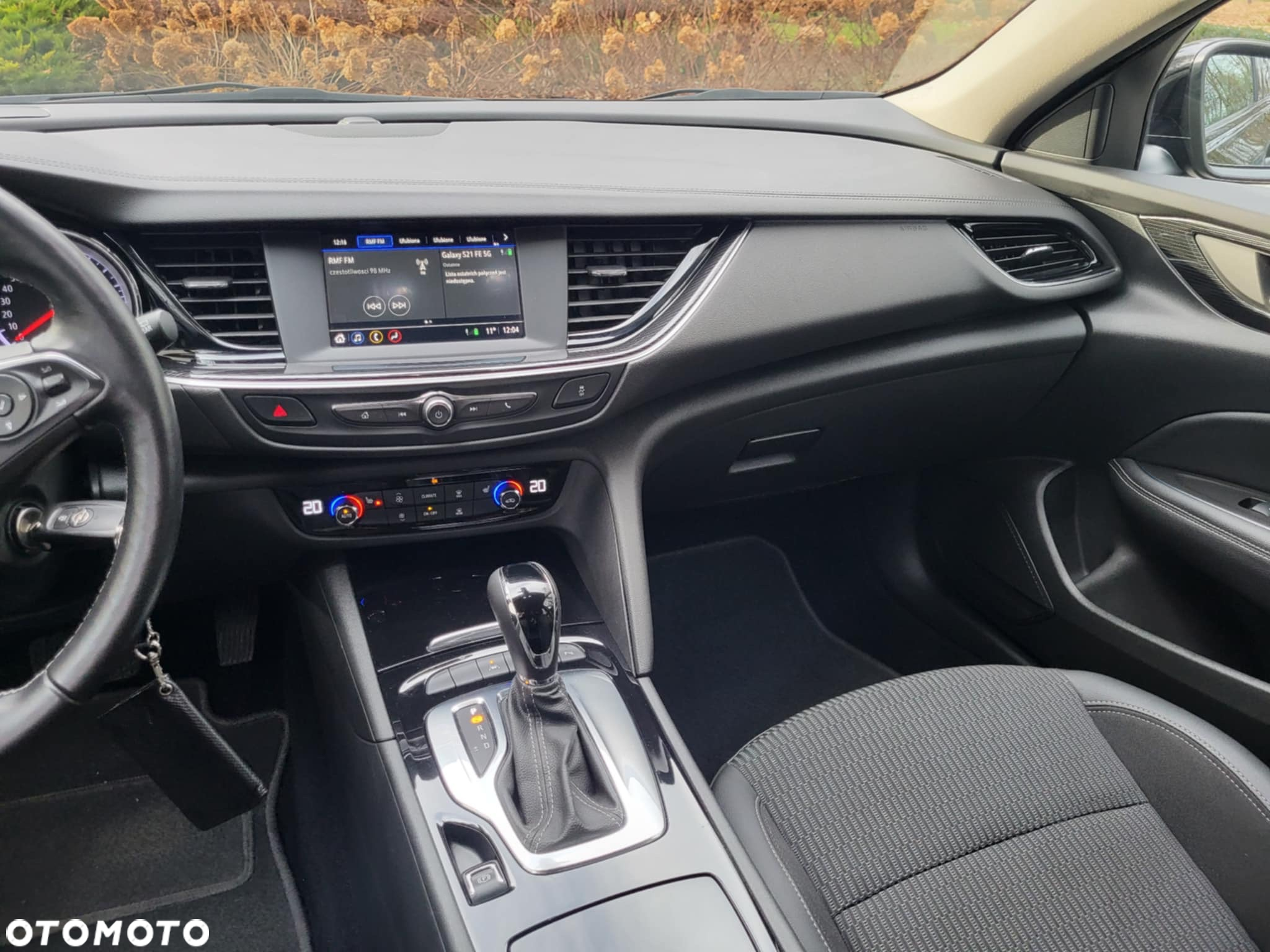 Opel Insignia - 23