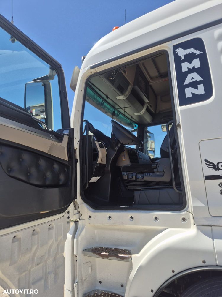 MAN TGX - 8