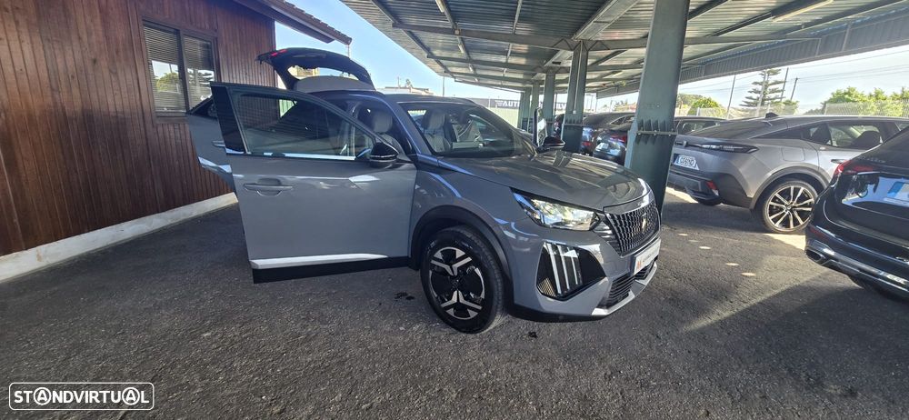 Peugeot 2008 1.2 Hybrid GT e-DCS6 - 27