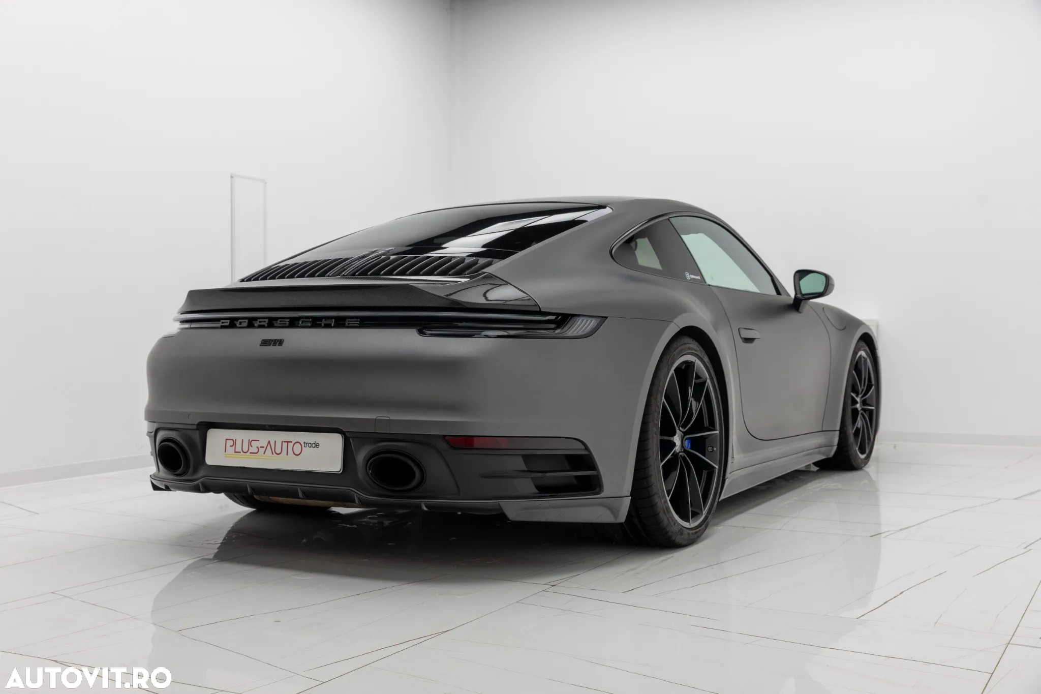 Porsche 911 Carrera 4S - 15
