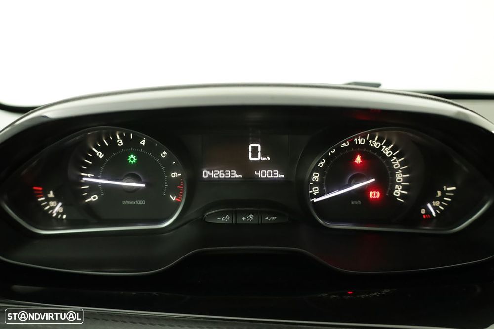 Peugeot 208 1.2 PureTech Active - 15