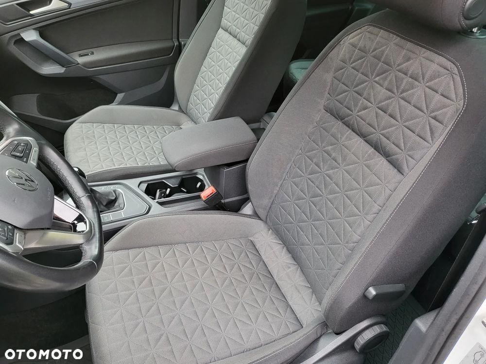 Volkswagen Tiguan 2.0 TDI SCR Life DSG - 37