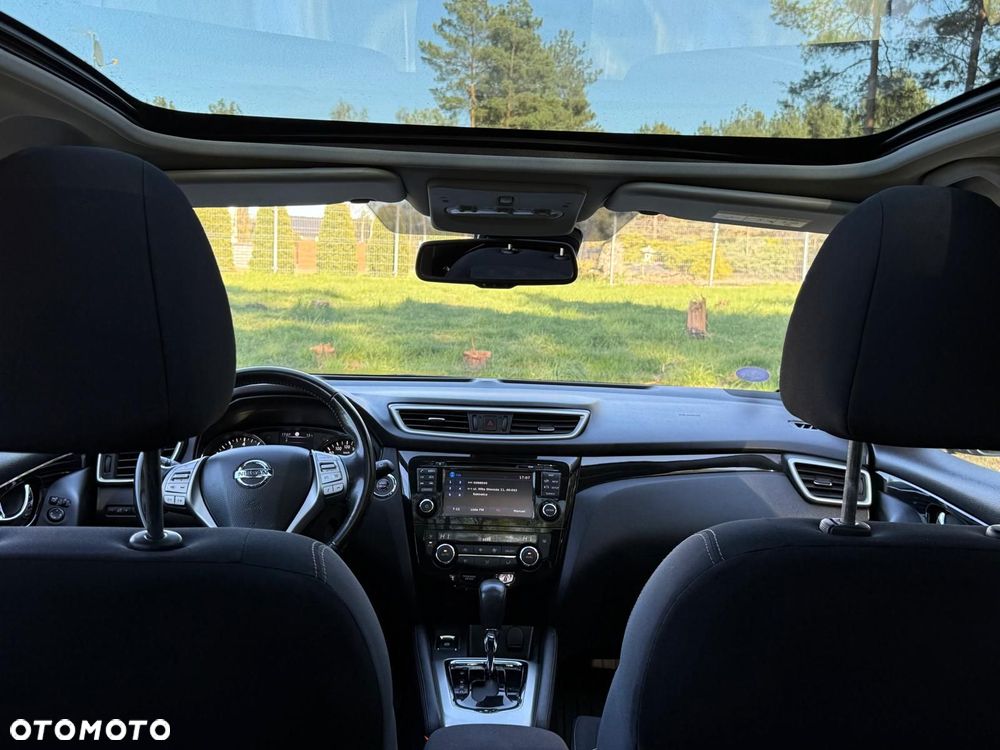Nissan Qashqai 1.2 DIG-T Xtronic TEKNA - 16