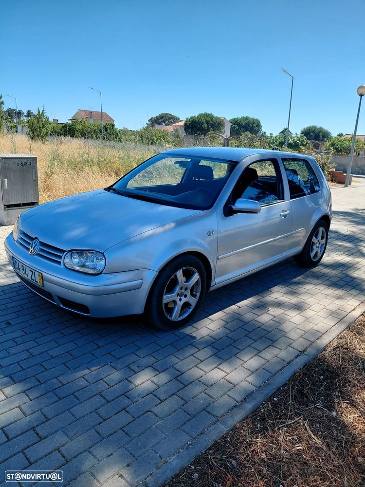 VW Golf - 3