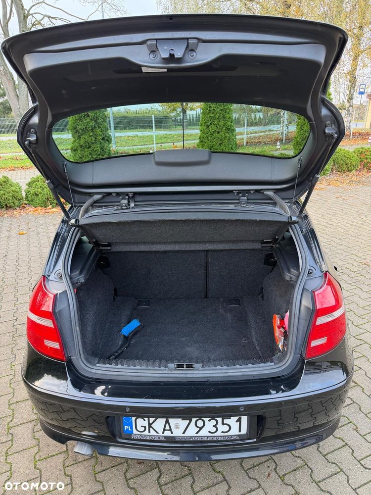 BMW Seria 1 116d DPF - 6