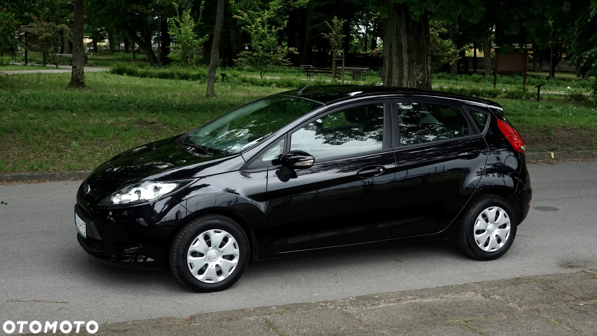 Ford Fiesta 1.25 Celebration - 26