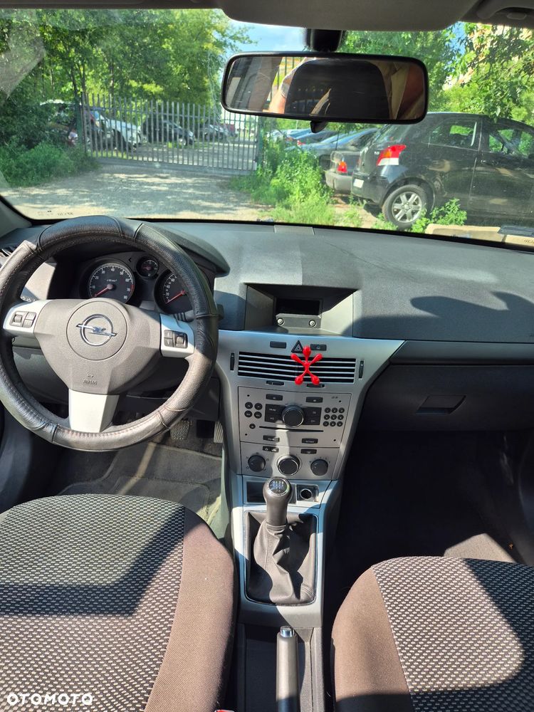 Opel Astra 1.6 - 8