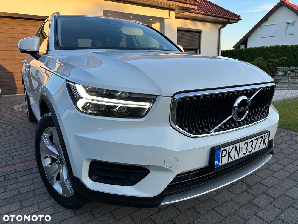 Volvo XC 40 T3 Geartronic Momentum - 27