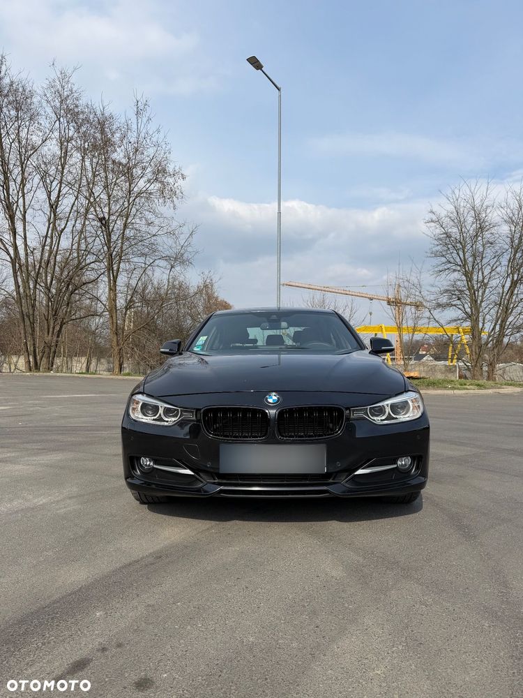 BMW Seria 3 318d DPF Edition Sport - 2