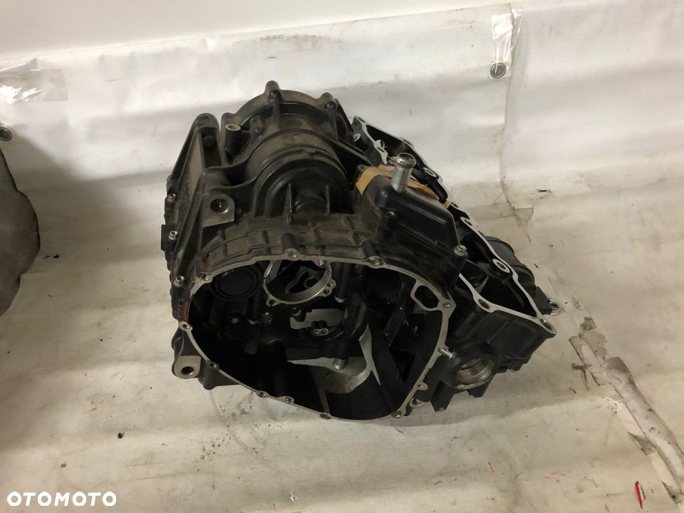 MV Agusta F4 RR blok silnika silnik kartery - 1