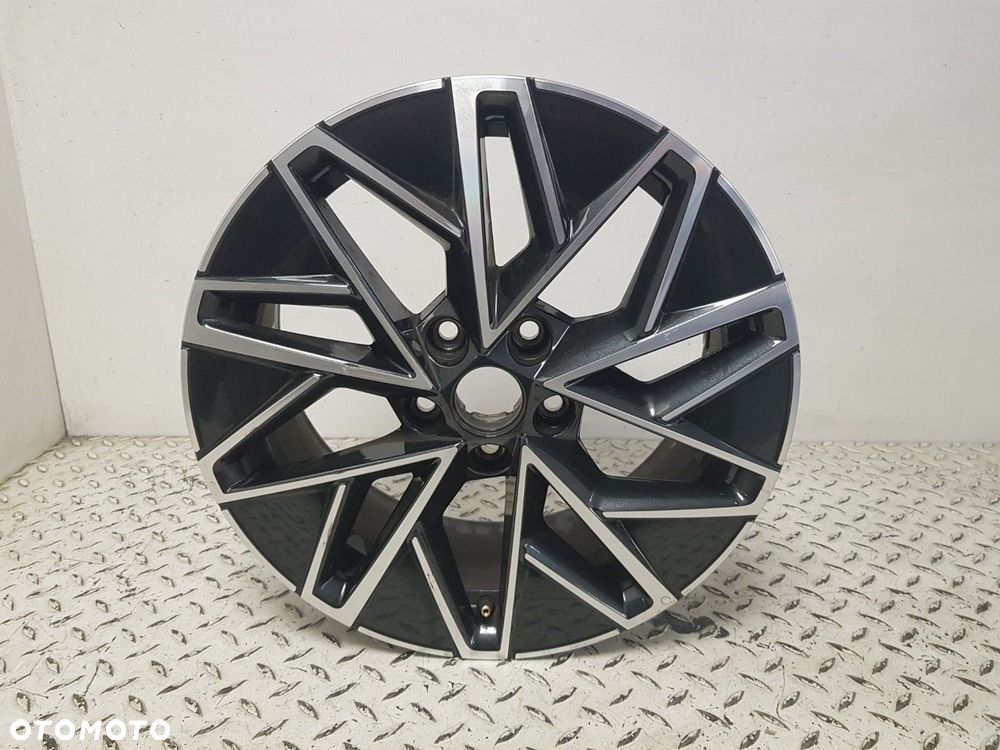 ŁADNA FELGA ALUMINIOWA ALUFELGA SKODA OCTAVIA IV 4 7.0J X 17 ET46 5 x 112 5e3601025C - 2