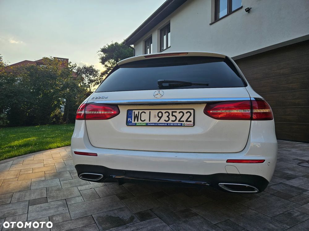 Mercedes-Benz Klasa E 220 d T 9G-TRONIC - 9