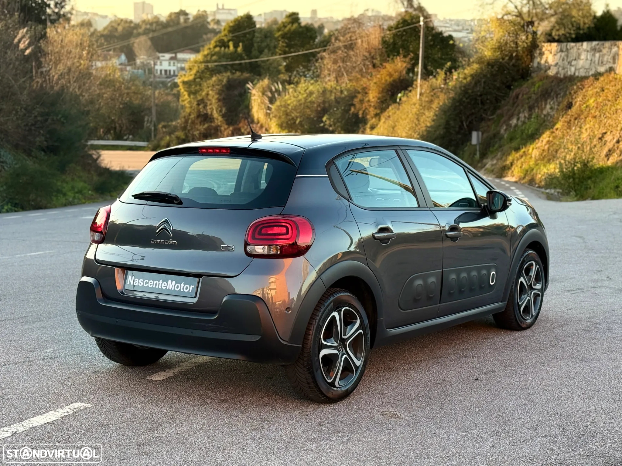 Citroën C3 1.2 PureTech Shine - 14