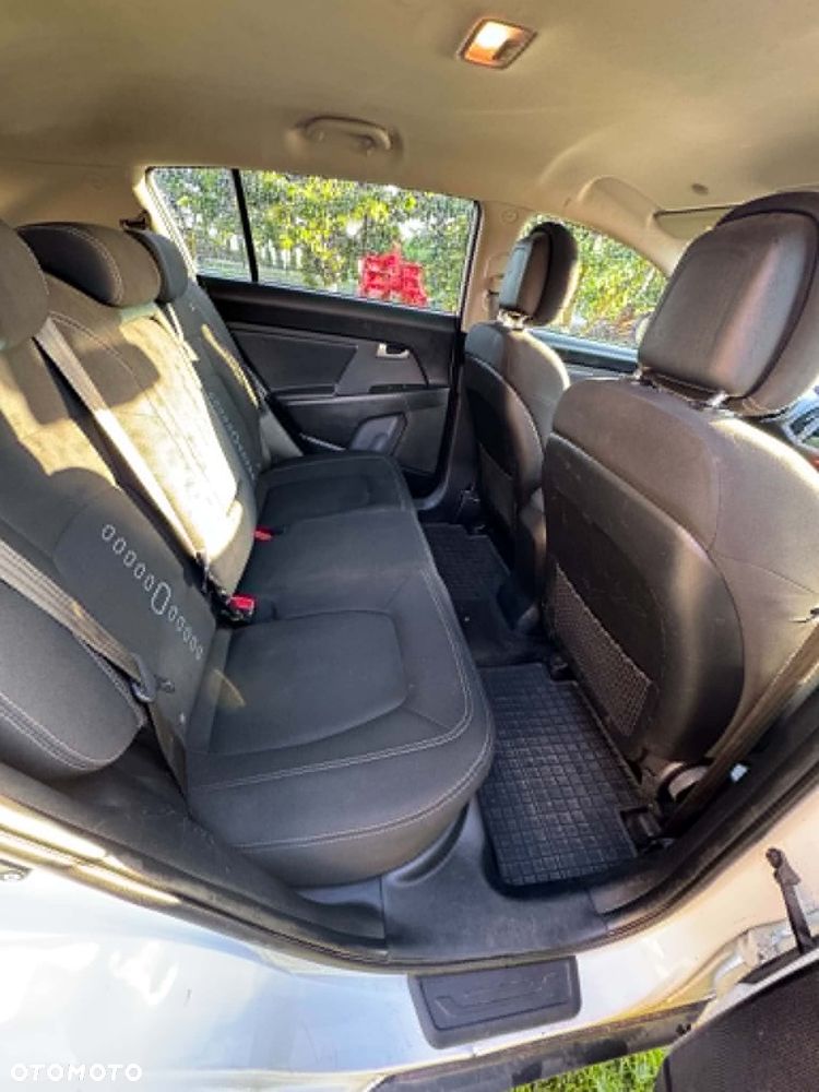 Kia Sportage 1.7 CRDI L 2WD - 11