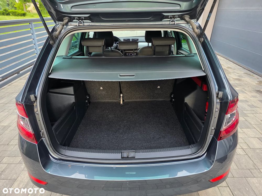 Skoda Fabia 1.0 TSI Ambition Plus - 9