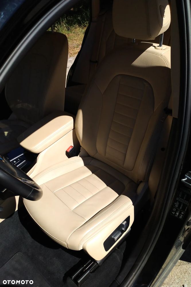 BMW X3 xDrive20i - 11