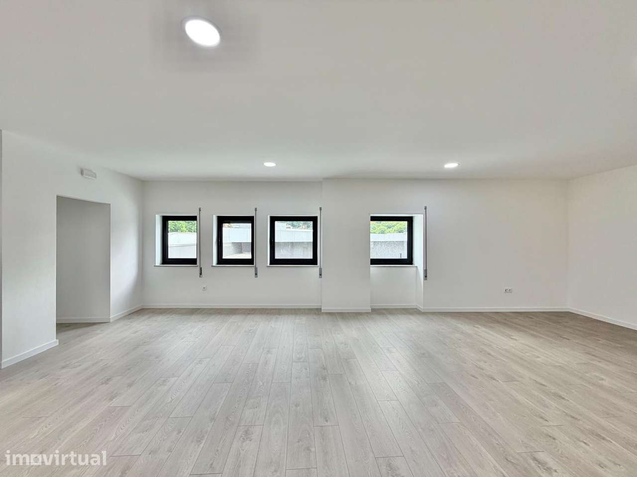 Espaço Comercial Remodelado - Grande imagem: 4/12