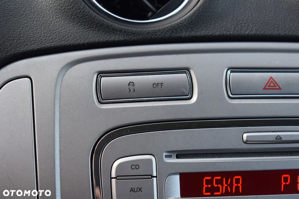 Ford Mondeo 1.6 Ti-VCT Trend - 25