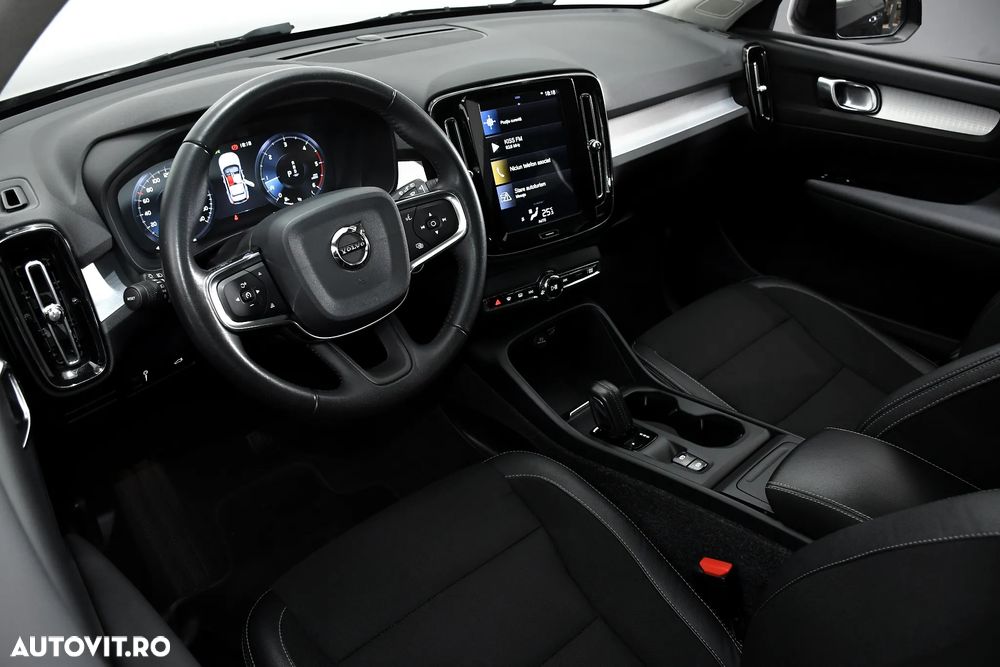Volvo XC 40 - 11